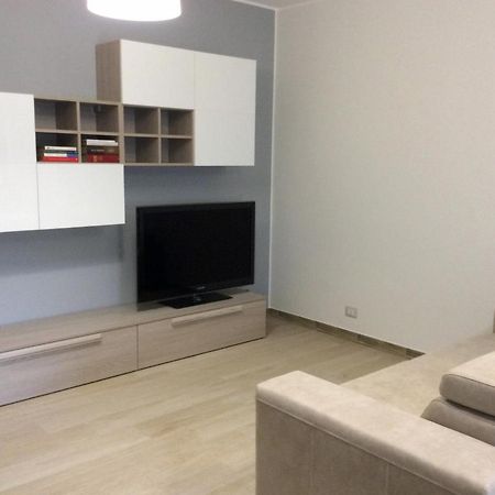 Brevi vacanze a Brolo Esterno foto